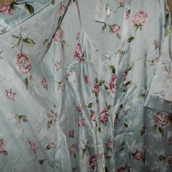 Vtg Dentelle 2 pc Nightgown Set from JCPenney's Sz M (O-19) - Picture 4 of 6